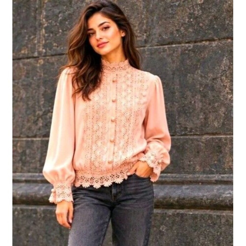 NWOT Bedford Fair Blush Pink Lace Pearl Button Victorian Romantic Blouse Top 16